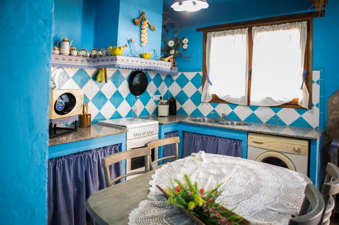Appartement Lo Raco De Peret à Camarles Extérieur photo