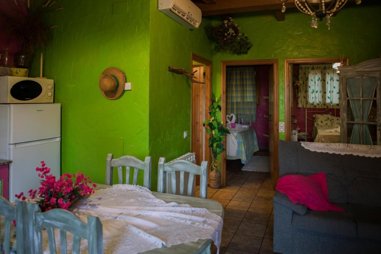 Appartement Lo Raco De Peret à Camarles Extérieur photo