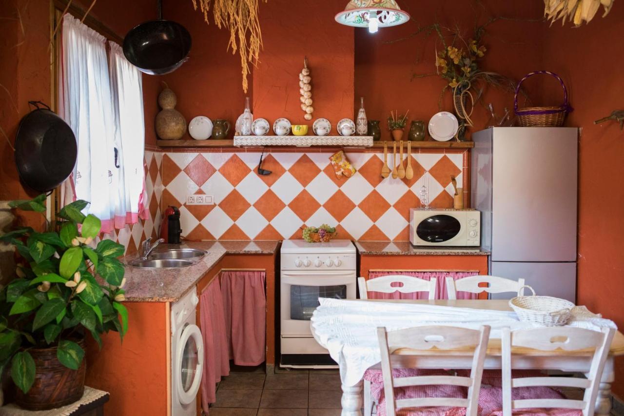 Appartement Lo Raco De Peret à Camarles Extérieur photo
